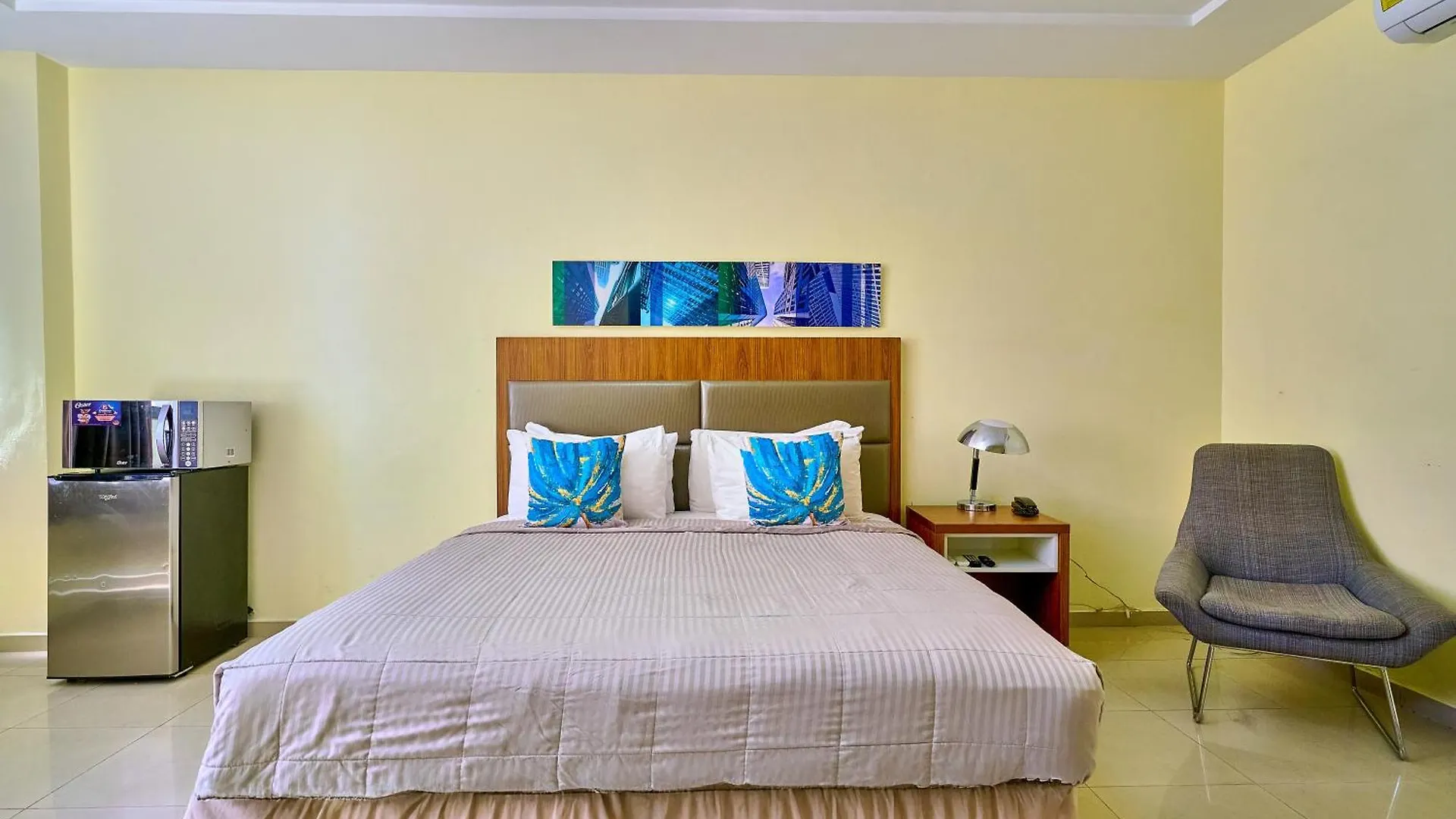 Hotel Libertad At Historic Main Street Santo Domingo